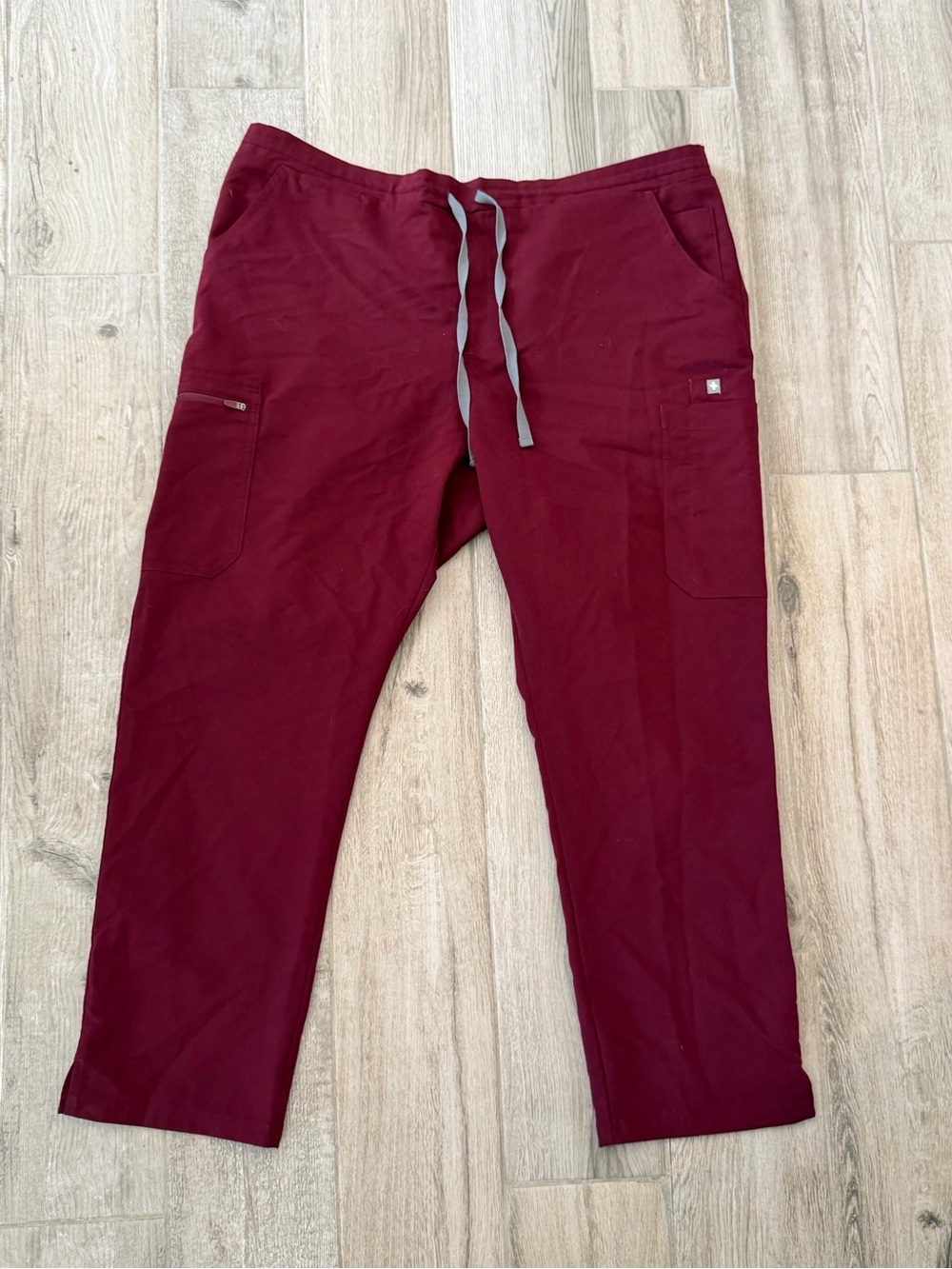 FIGS Yola Skinny Scrub Pants – Petite